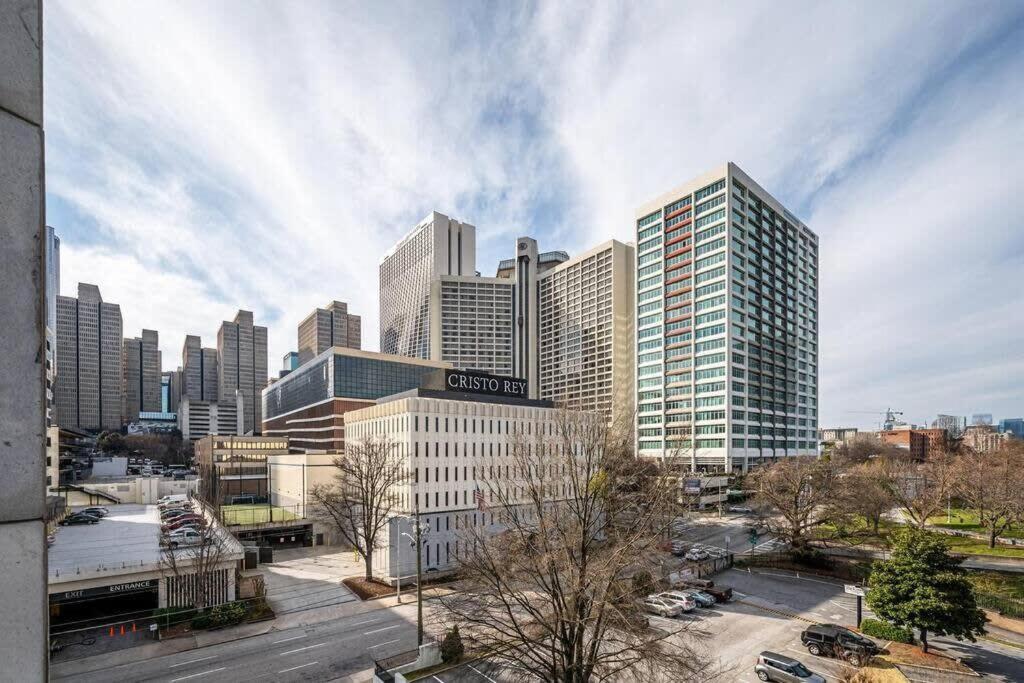 Downtown! Onsite Parking! 2bd! View! Lm509 Atlanta