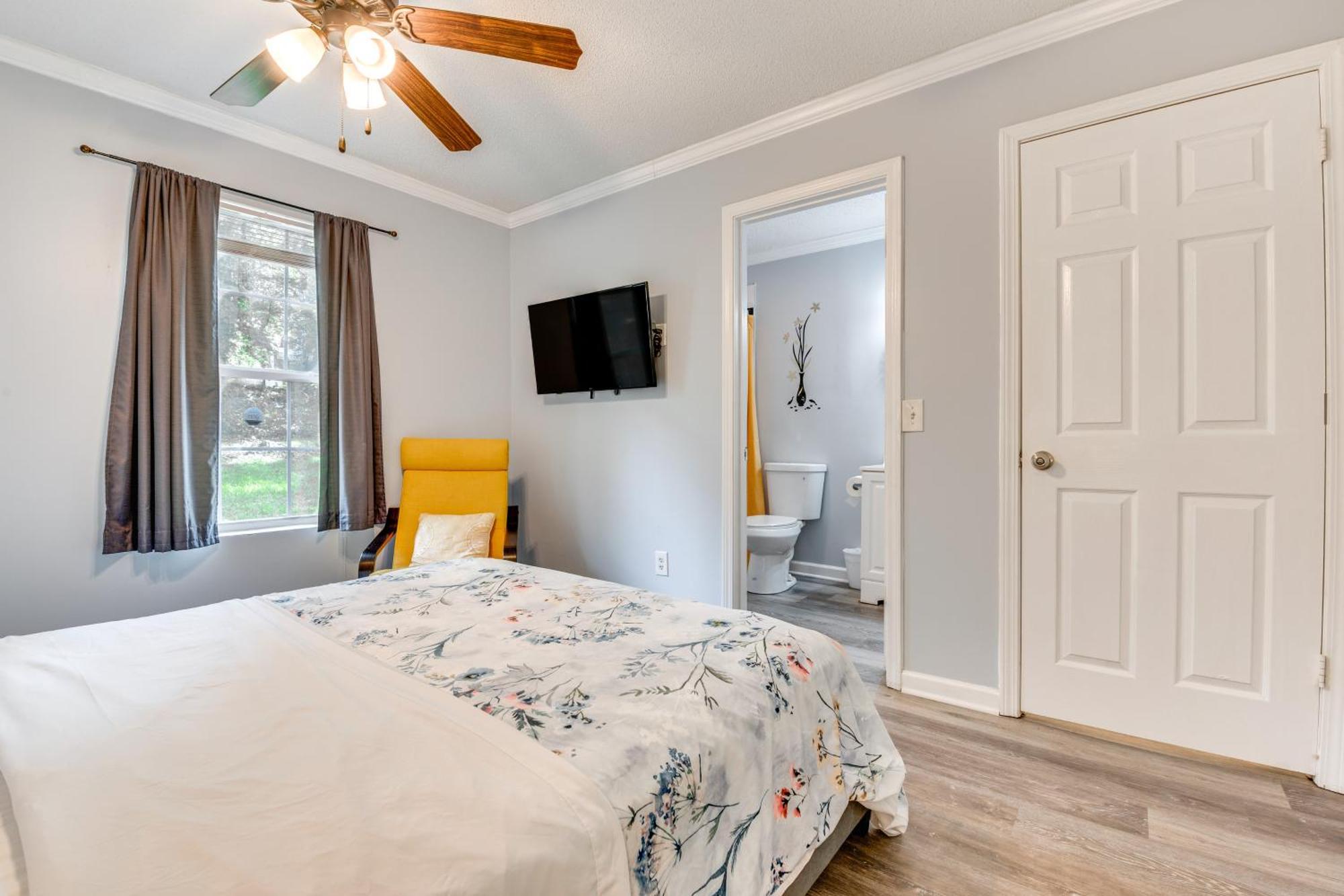 Holiday home With Yard About 7 Mi To Downtown! Atlanta