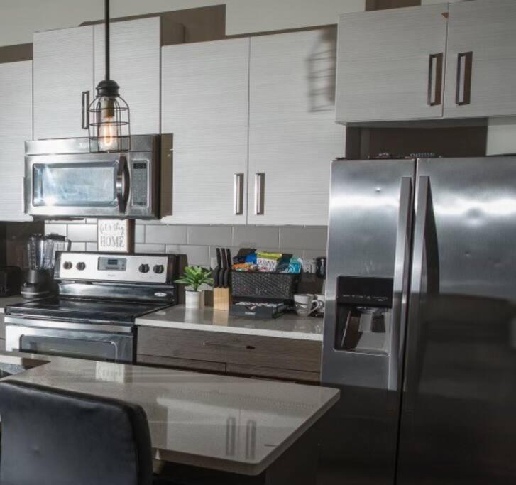 Luxe Skyline Views Apartment Atlanta
