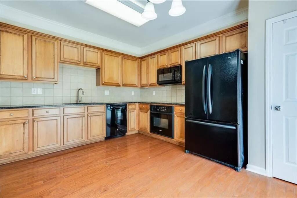 Luxury Pink Cascades Oasis - Gated Community *
