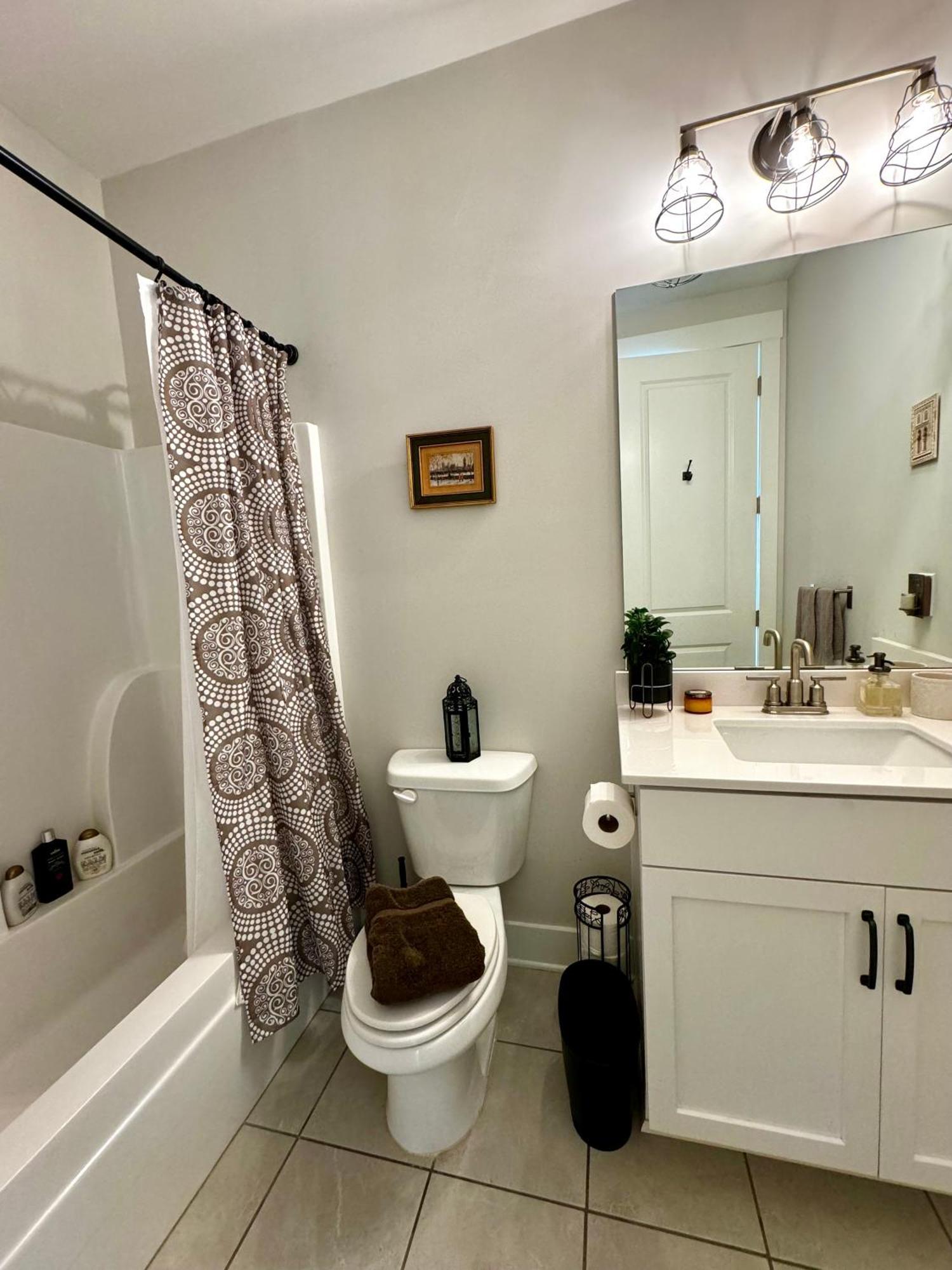 Apartment 2 Bedroom Urban Oasis In Castleberry Hill