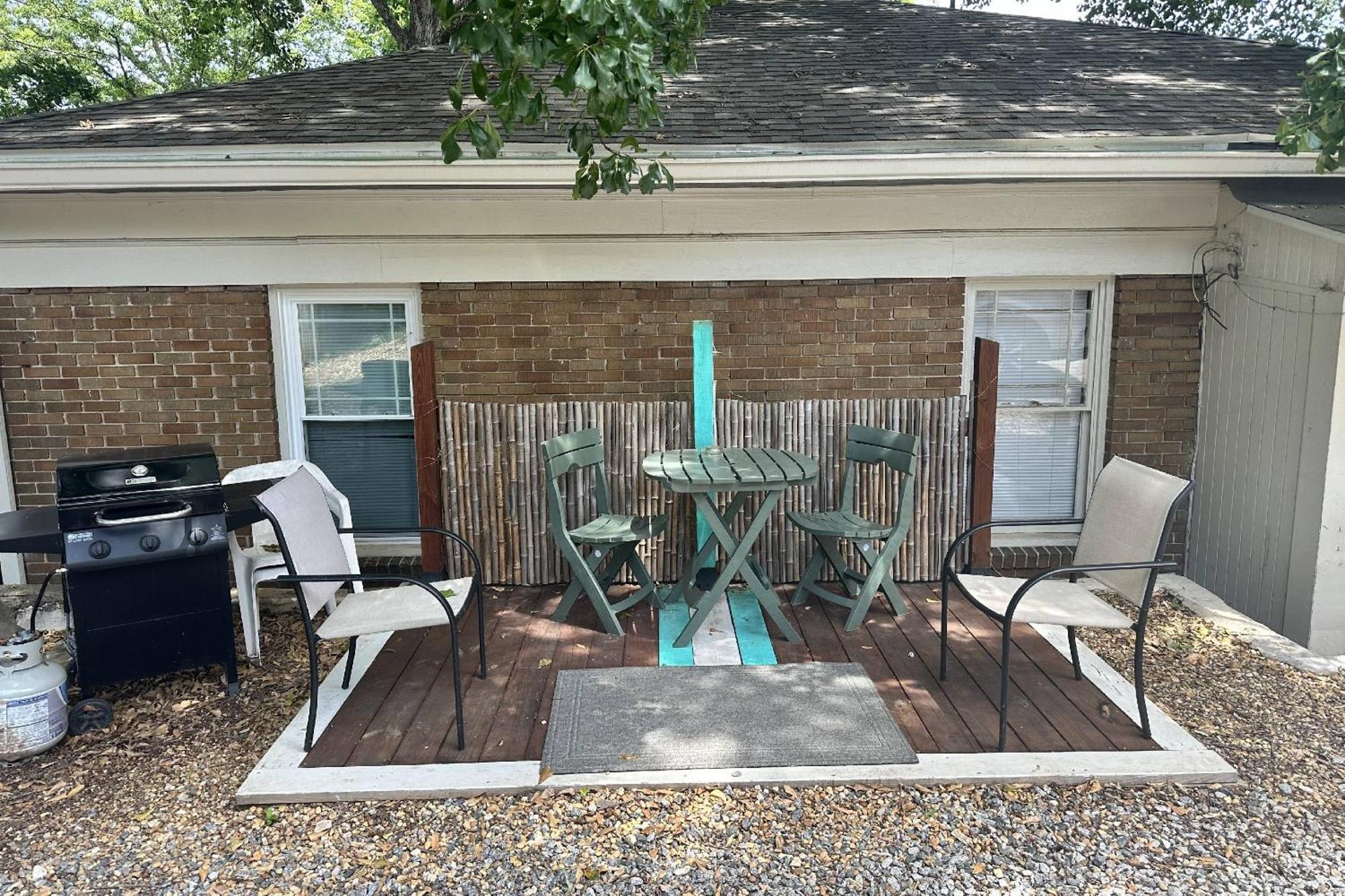 1266 Monroe Dr 2 Holiday home