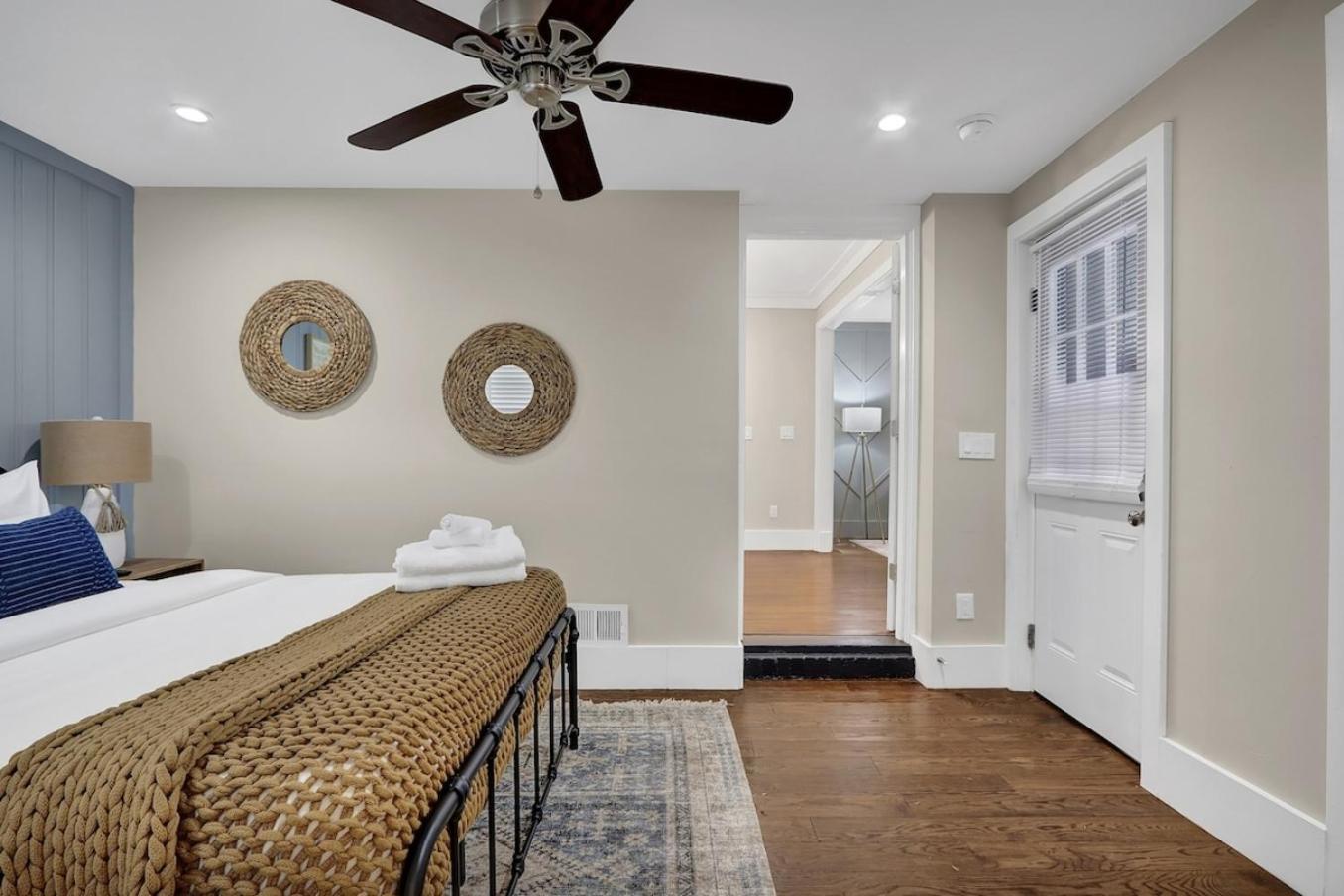 Heart Of Buckhead Message Now For Summer Special Holiday home
