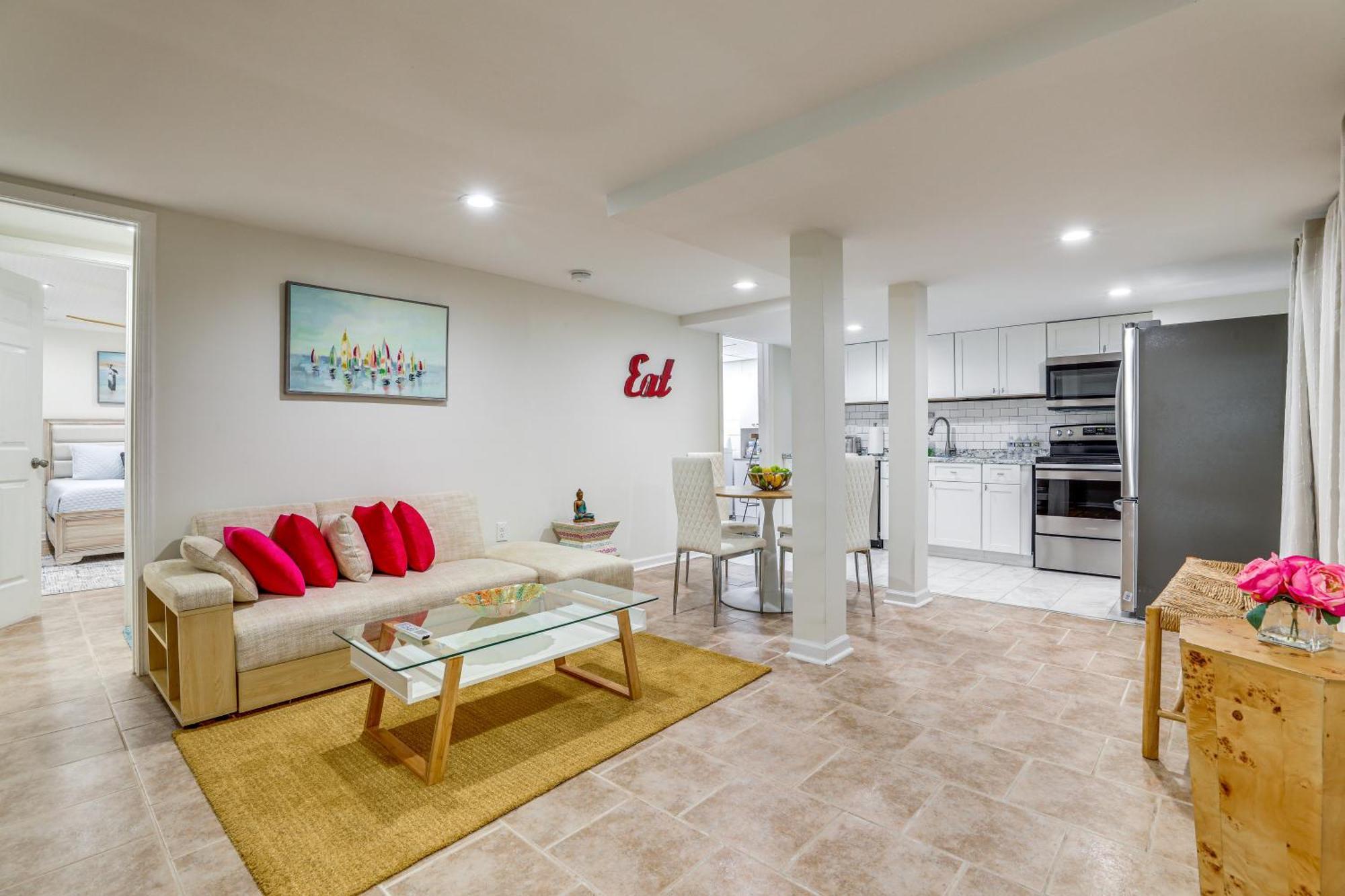 Area Near Hospitals, Great For Nurses! Apartment *