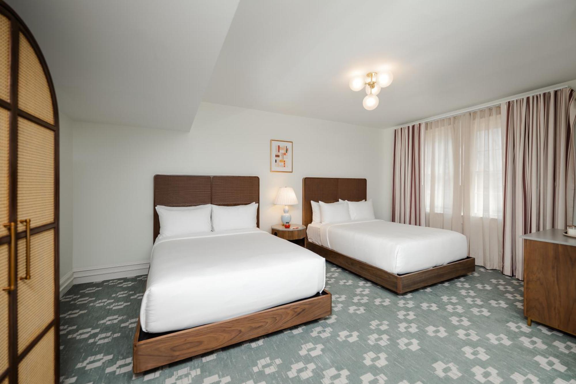 Granada Midtown Hotel 4*