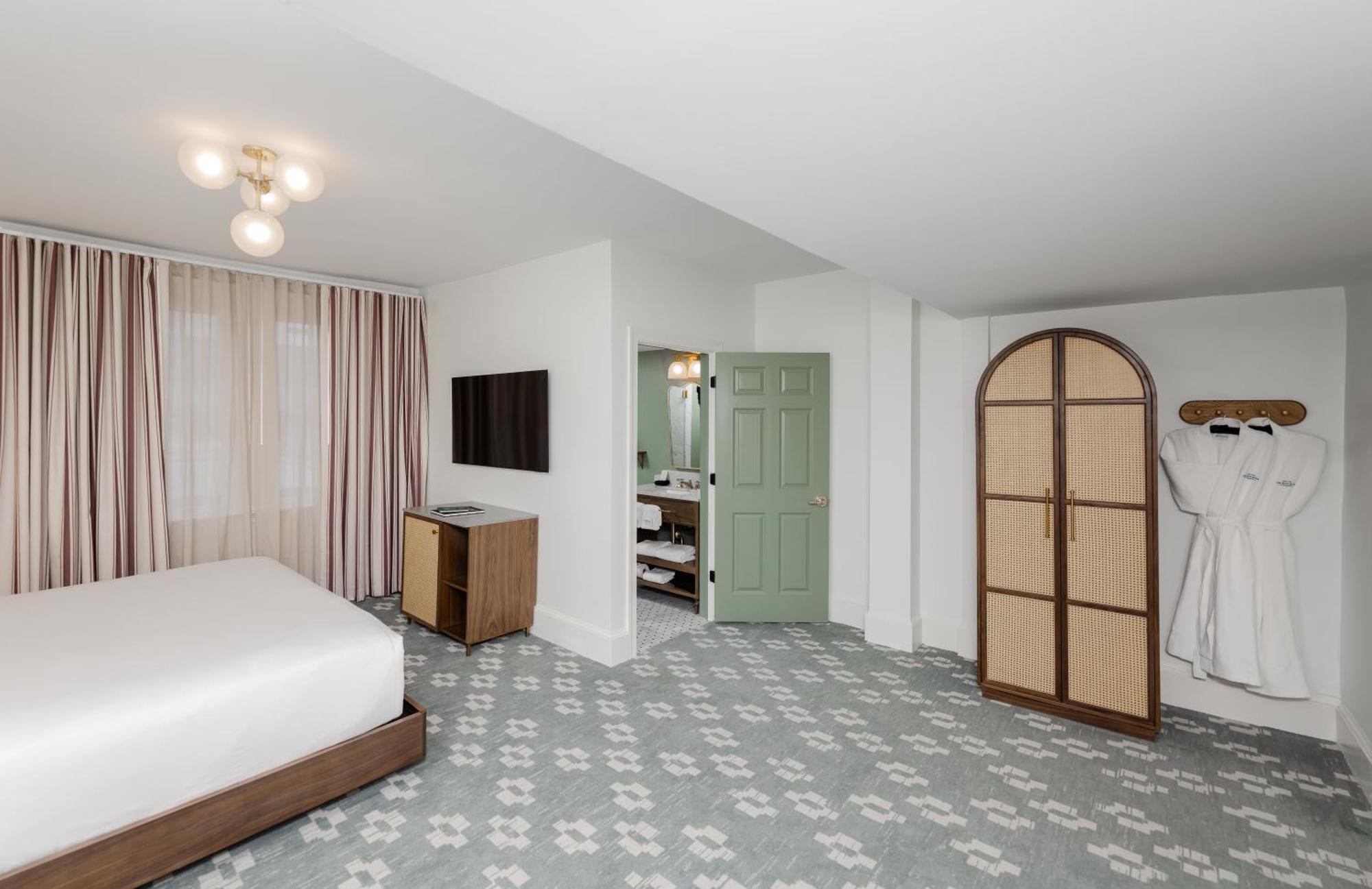 Hotel Granada Midtown 4*