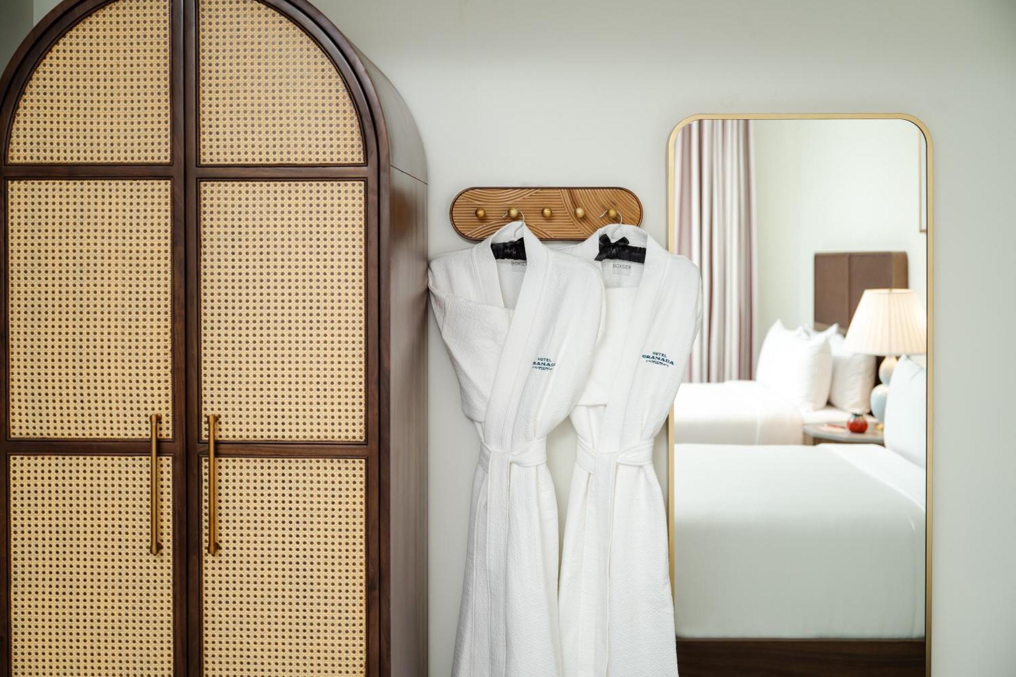 Granada Midtown Hotel