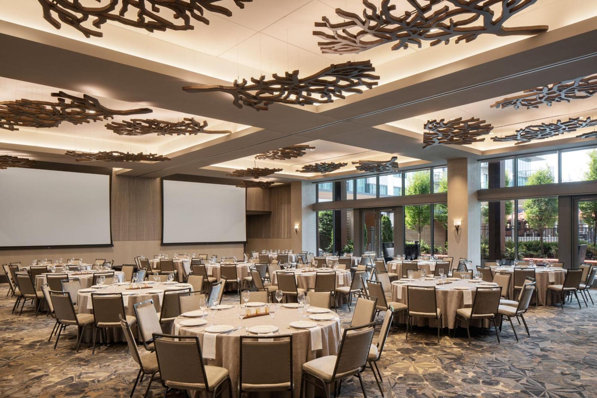 Epicurean Atlanta, Autograph Collection 4*