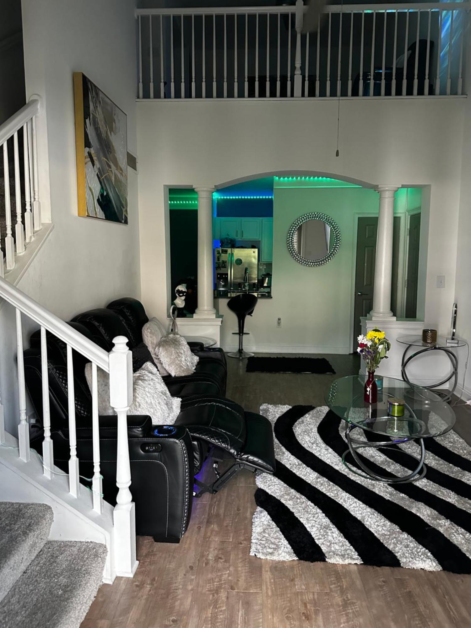 Lavish 1br Loft In Buckhead Apartment