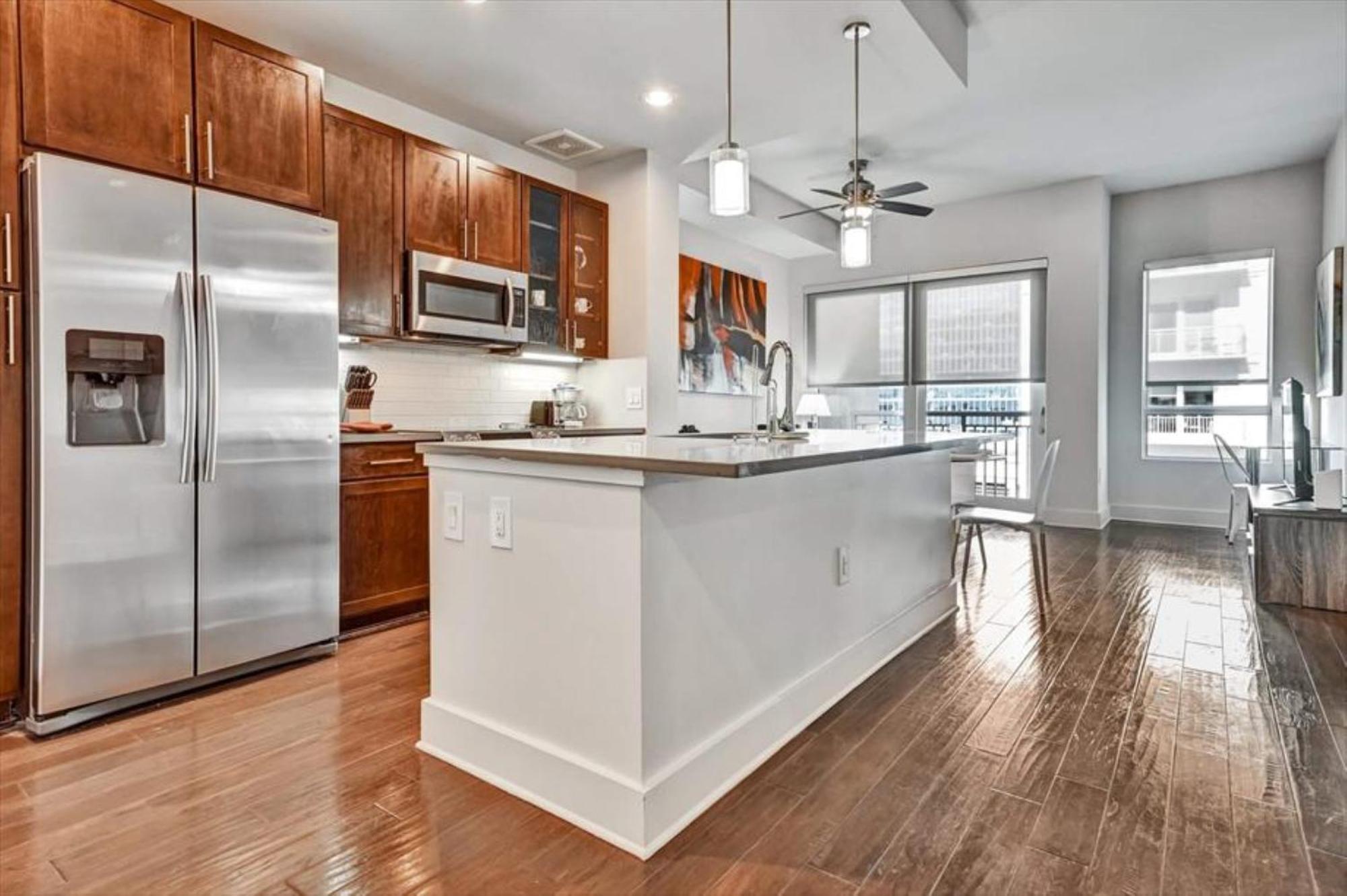 Global Luxury Midtown Apartment *