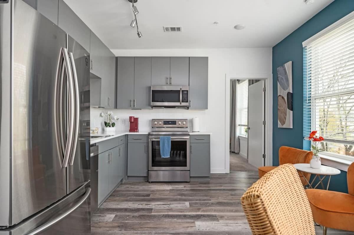 Holiday home Luxury 5beds 3baths 2balcony Penthouse 542blvd *