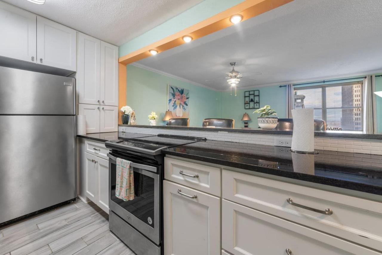 Affordable 2br Condo, Walk To Downtown Attractions * Atlanta
