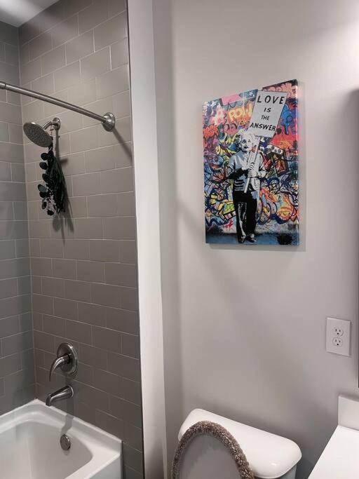 Apartment Located Modern West Midtown *