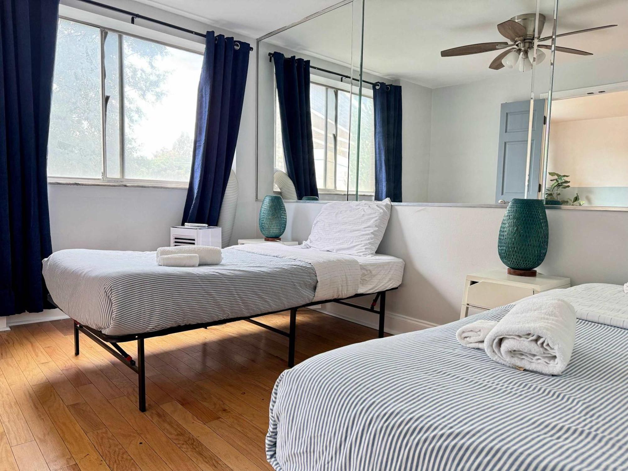 Atl Downtown 2br King Bed Free Parking And Gym Lm208