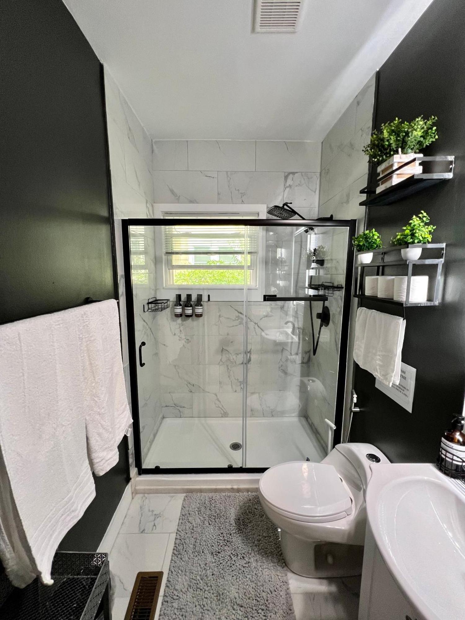 Calm 4br-3ba 10 Min Dt Airport By Lsp Homes Holiday home *