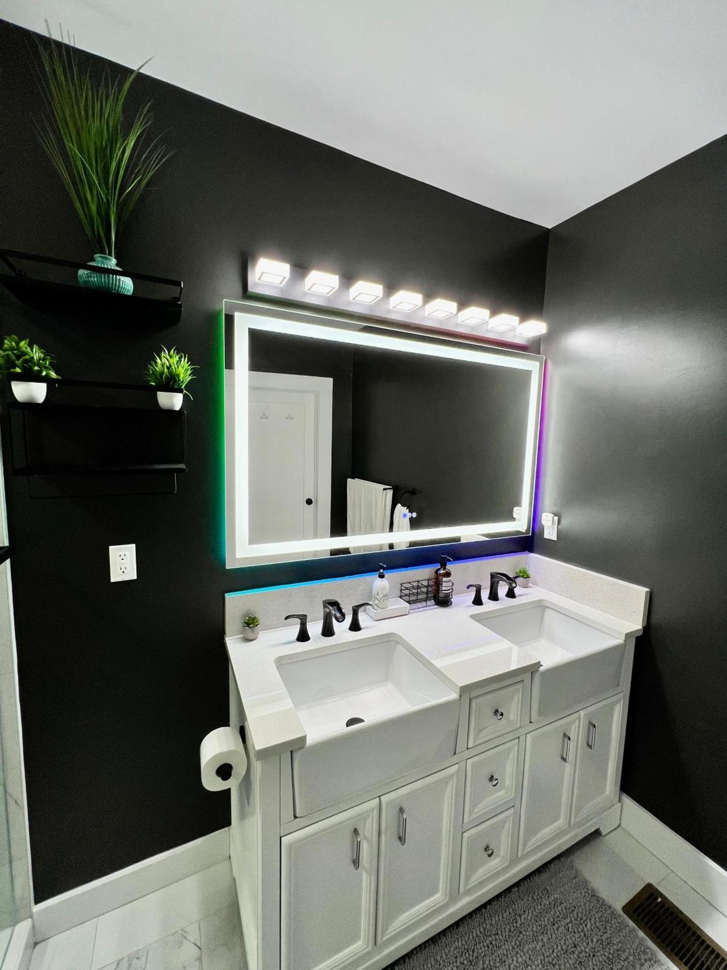 Calm 4br-3ba 10 Min Dt Airport By Lsp Homes *