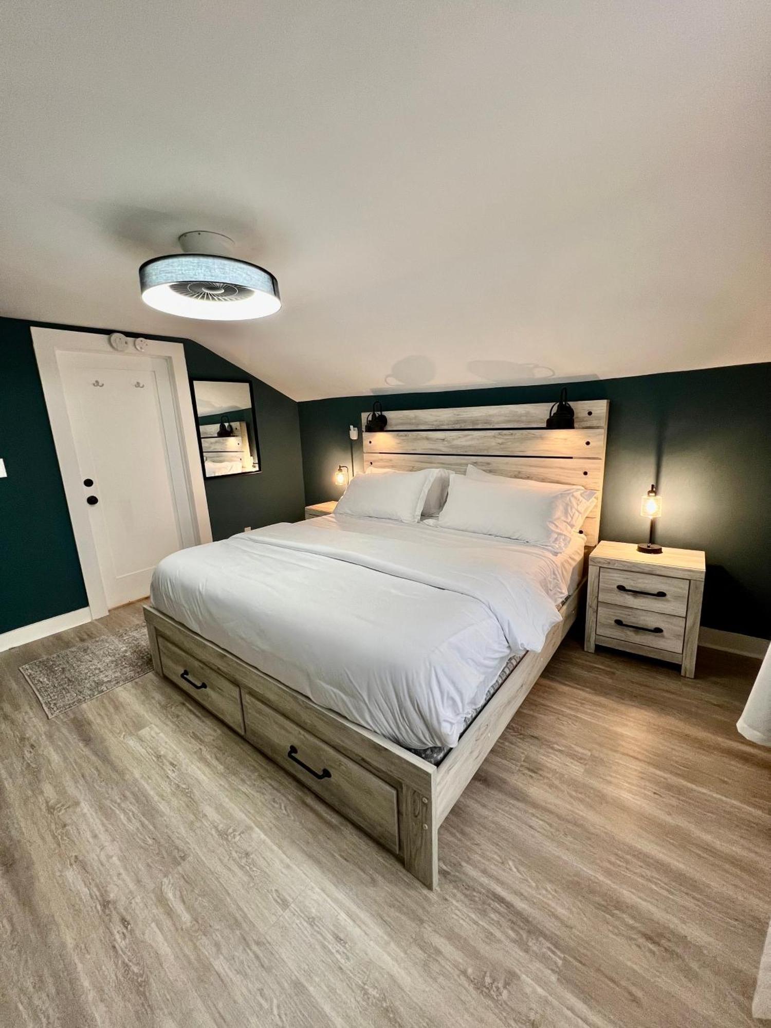 Calm 4br-3ba 10 Min Dt Airport By Lsp Homes Holiday home *