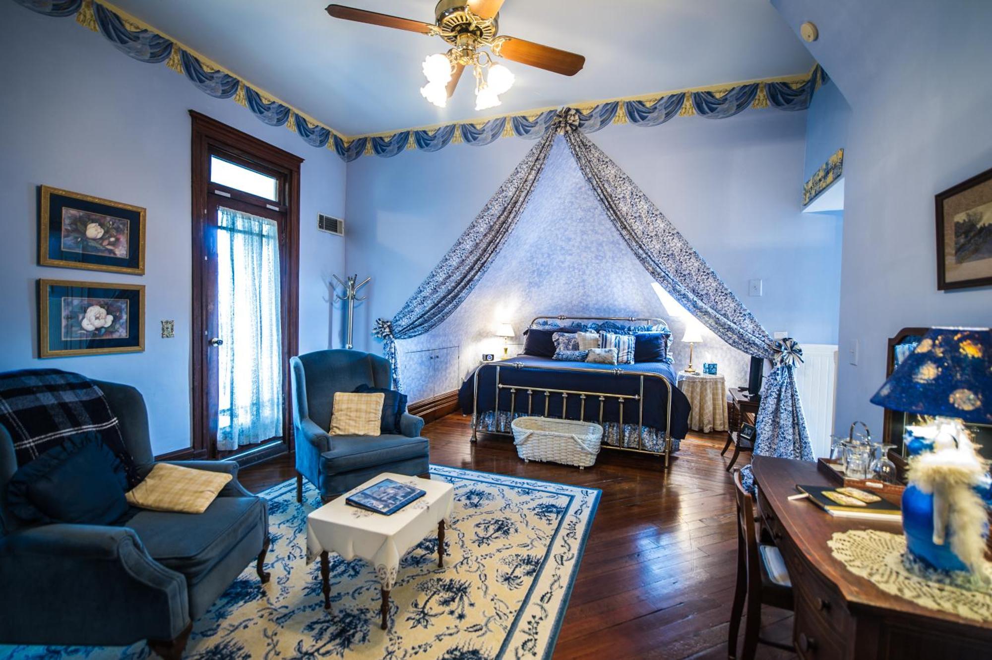 Sugar Magnolia Bed & Breakfast Atlanta