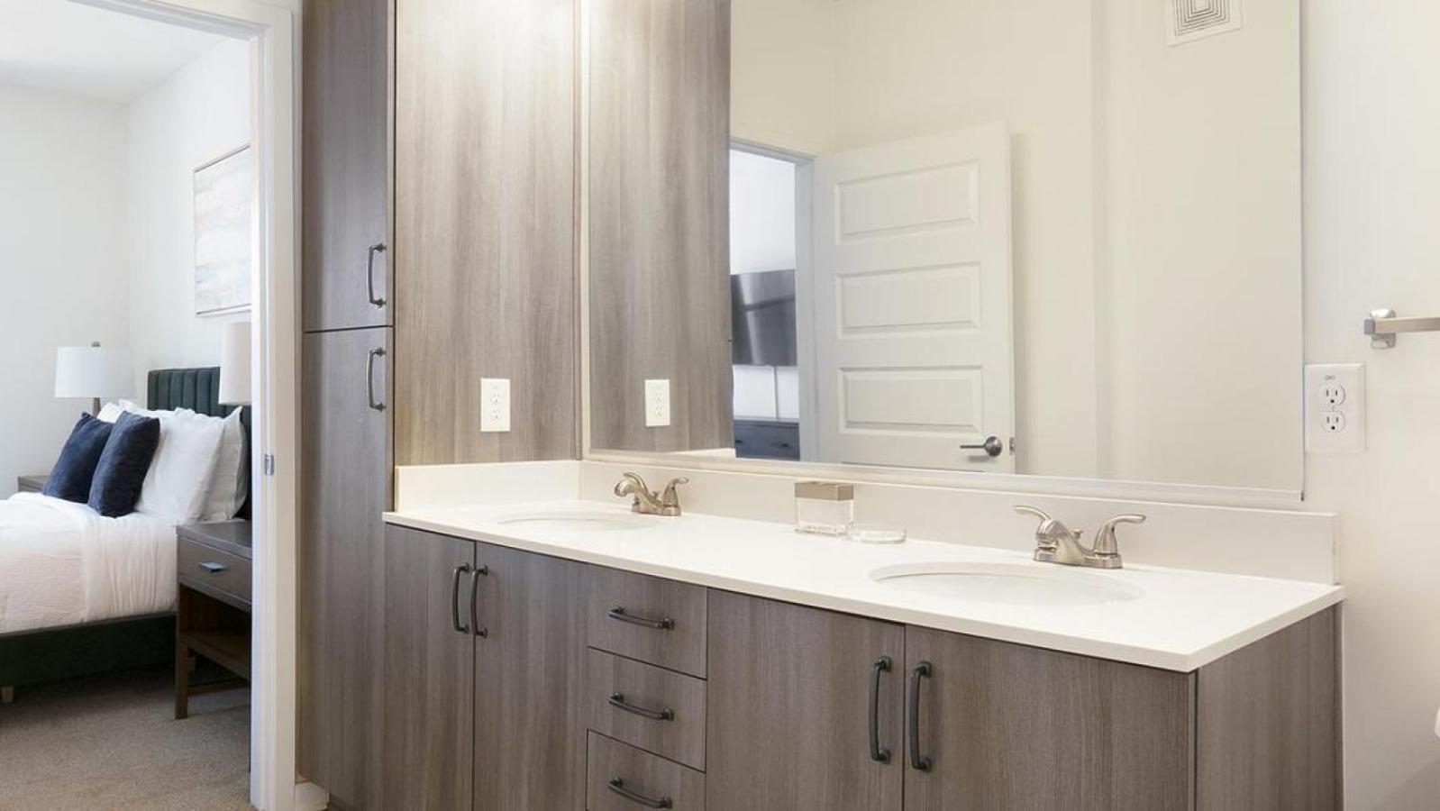 Landing At The Eddy At Riverview - 1 Bedroom In West End Atlanta