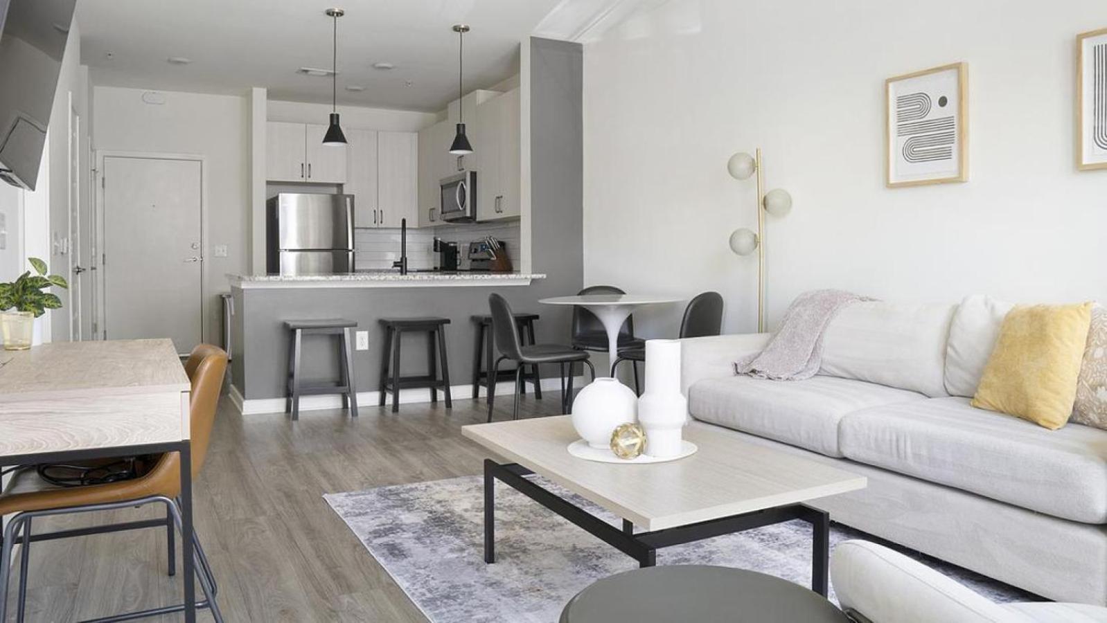 Landing At The Eddy At Riverview - 1 Bedroom In West End Atlanta