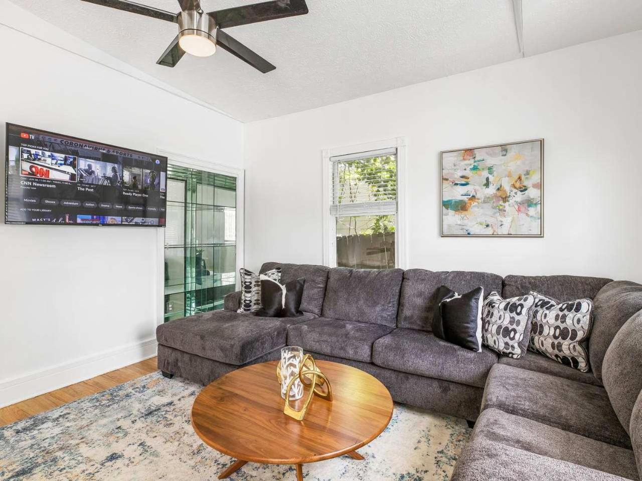 Spacious Near Zoo L Sleeps 12 Includ *