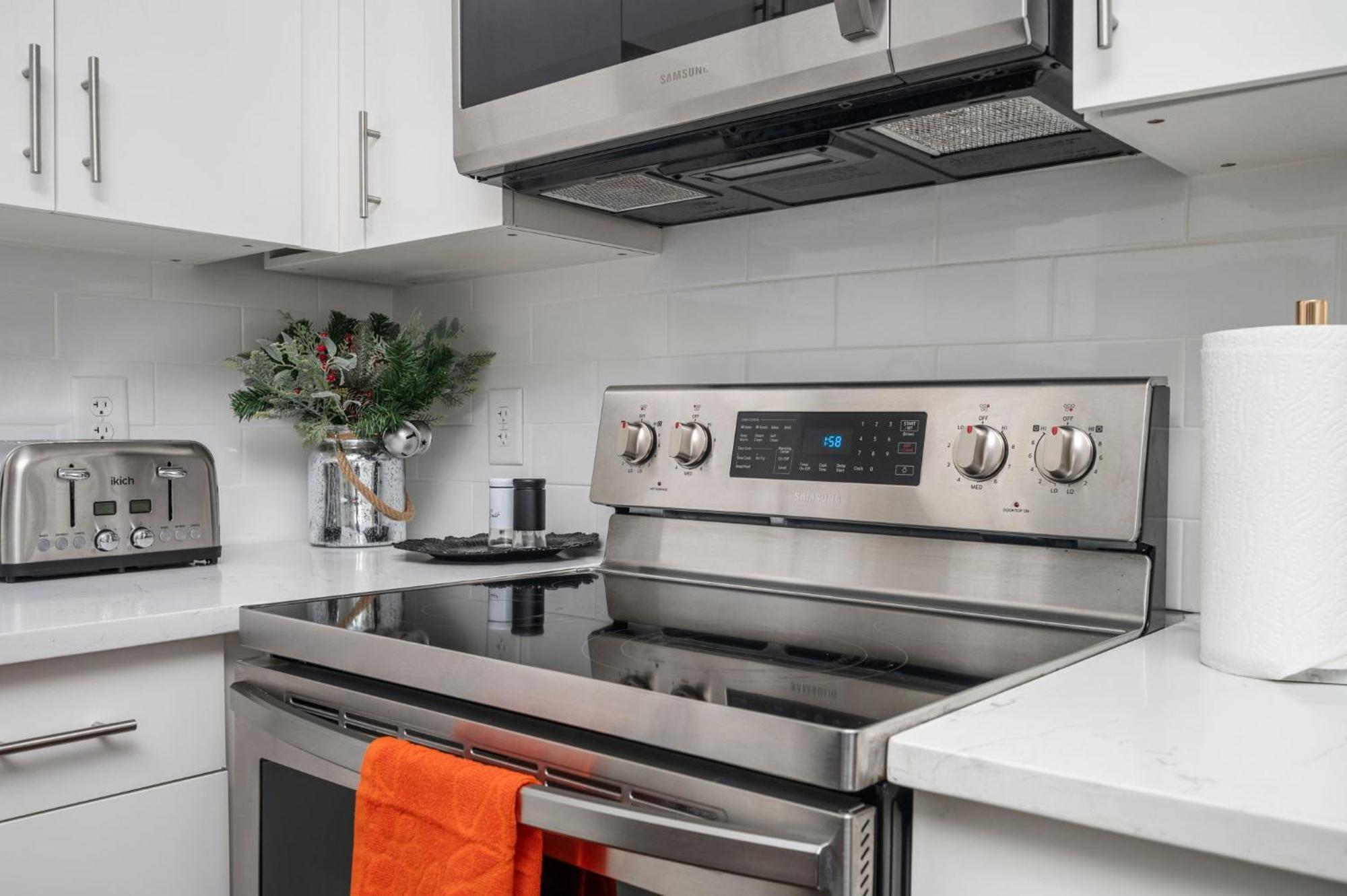 Luxury New 2b2b Private Balcony 542blvd *