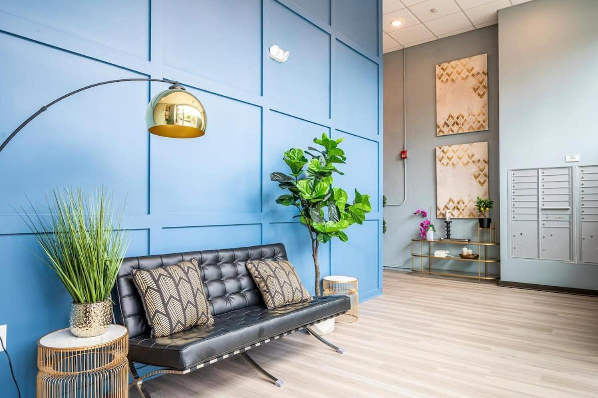 Luxe 1br With Balcony In Downtown 542blvd *
