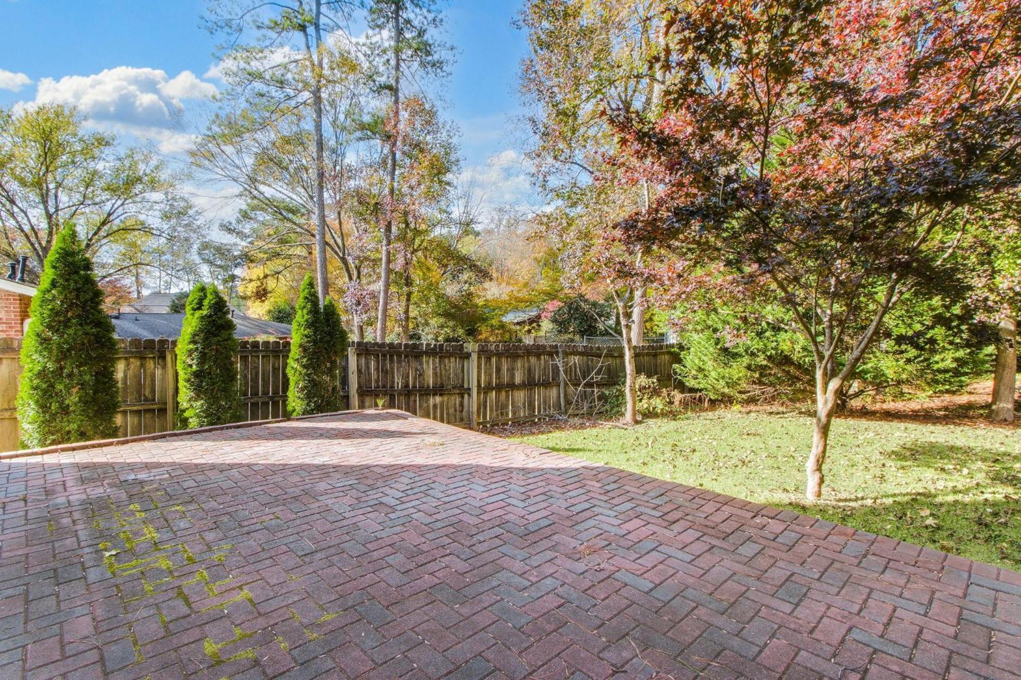 Your Adventure Starts Here 4br *
