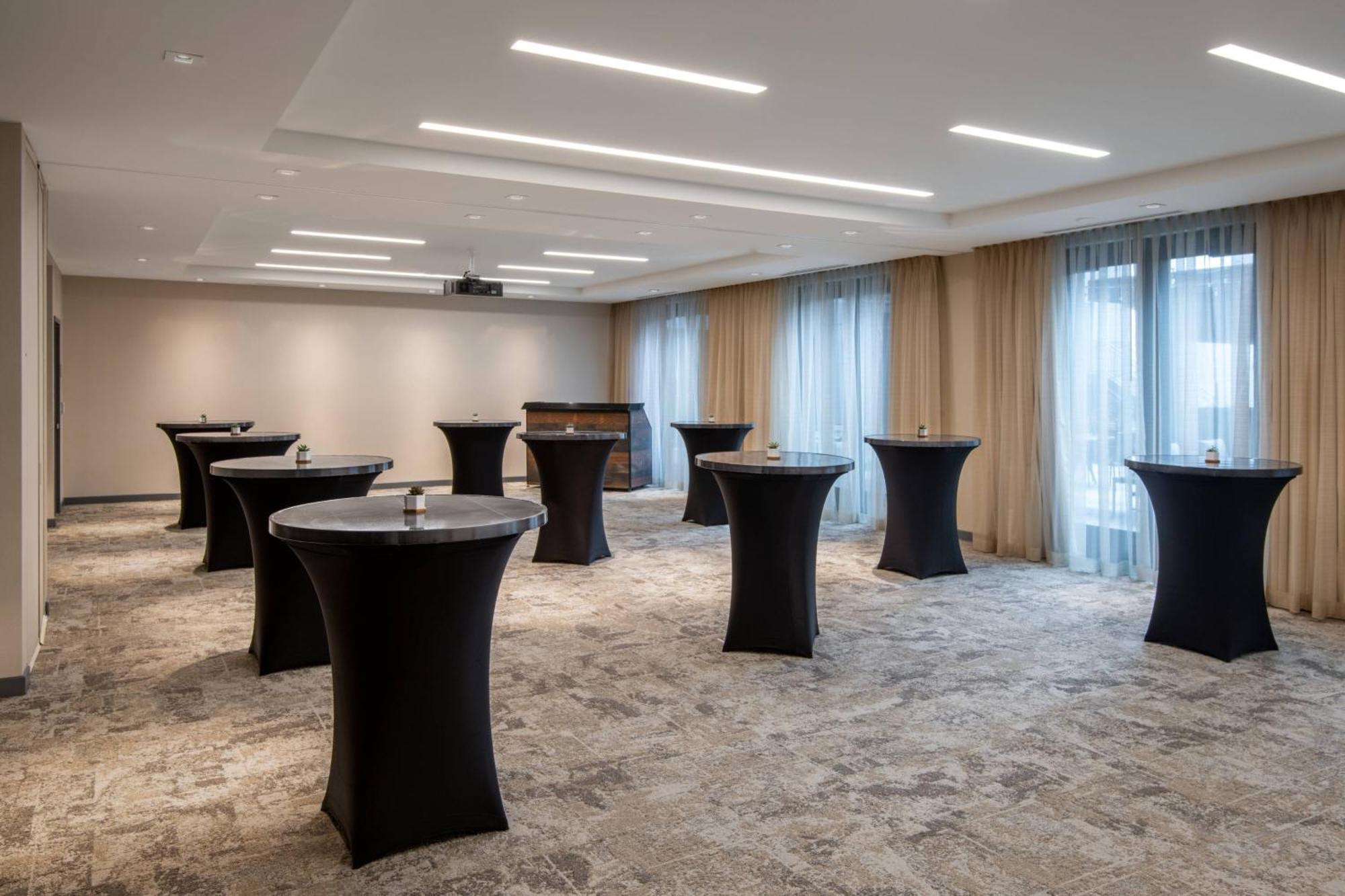 Ac By Marriott Midtown 4*