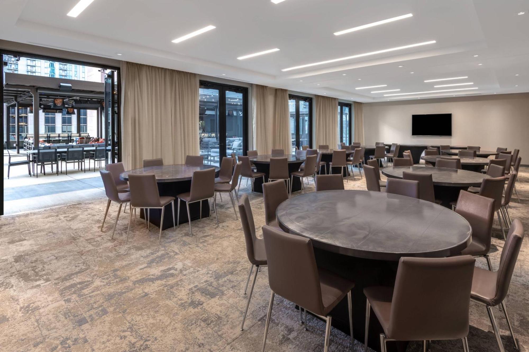 Ac By Marriott Midtown Hotel Atlanta