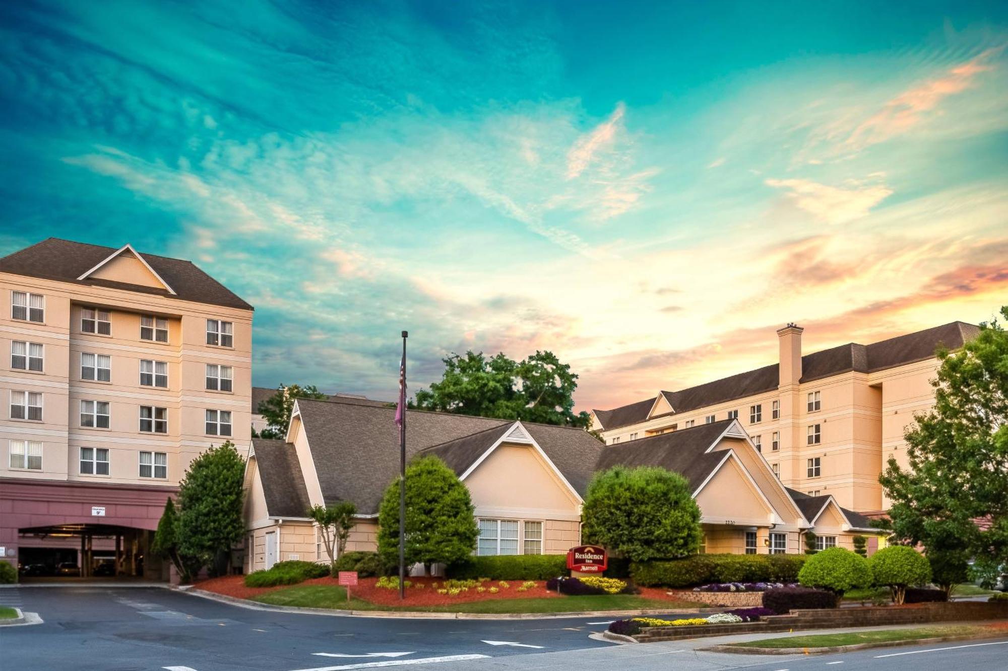 Buckhead/lenox Park