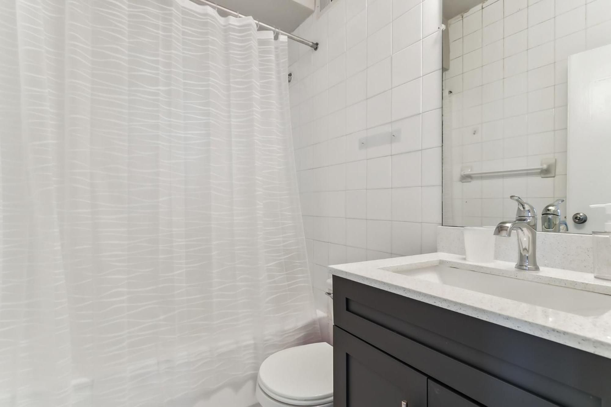Apartment Crest At Peachtree 821 Spacious 1 Bd 1 Bth *