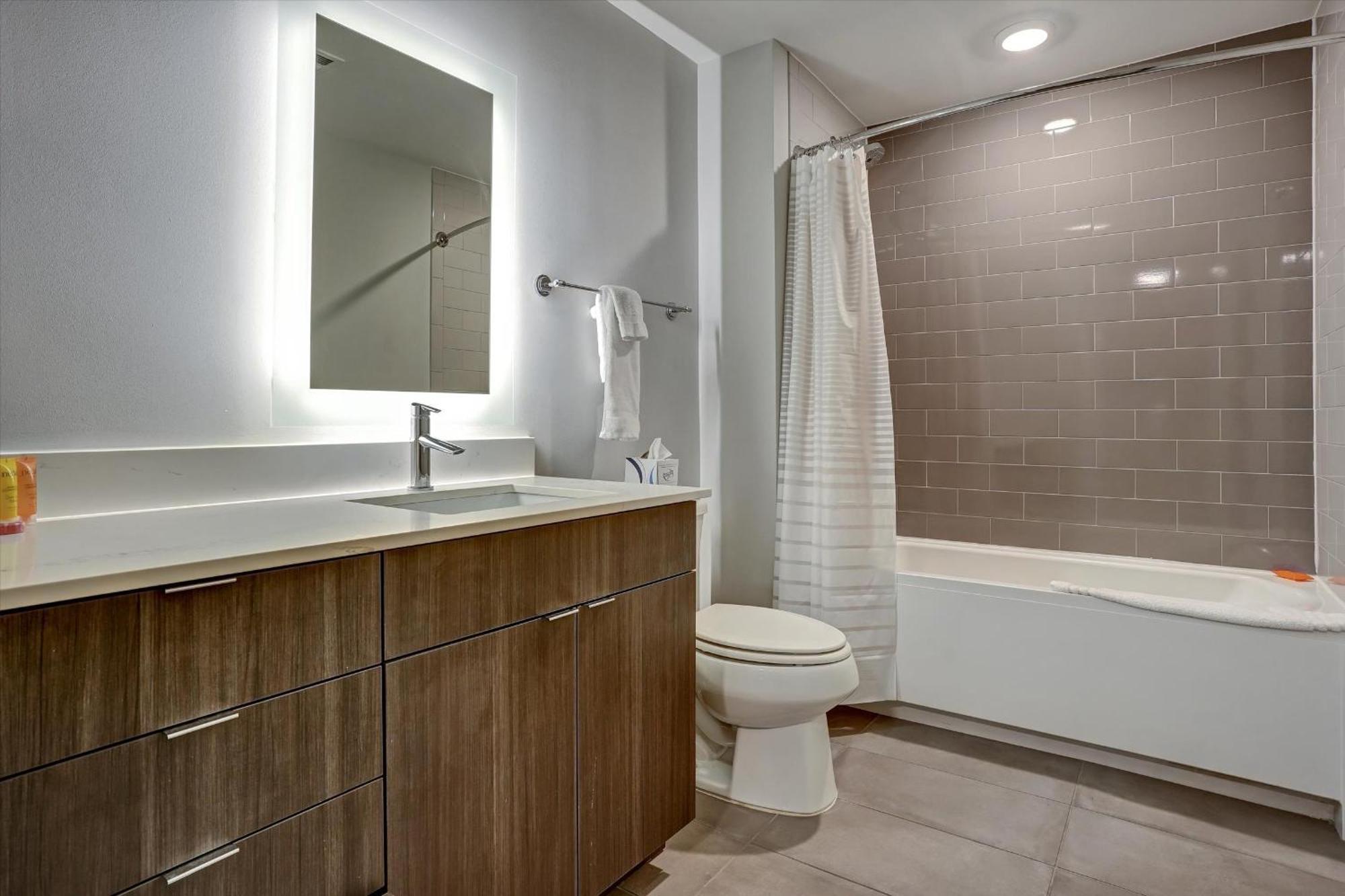Global Luxury Buckhead * Atlanta
