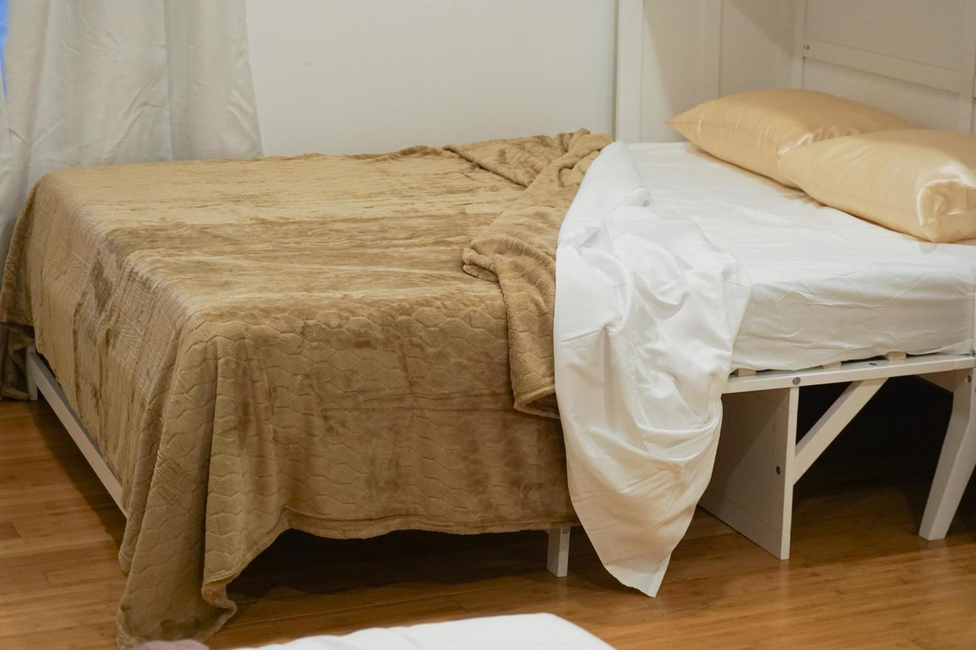 King Size Modern Comfort Near Mercedes Benz Stadium Holiday home *