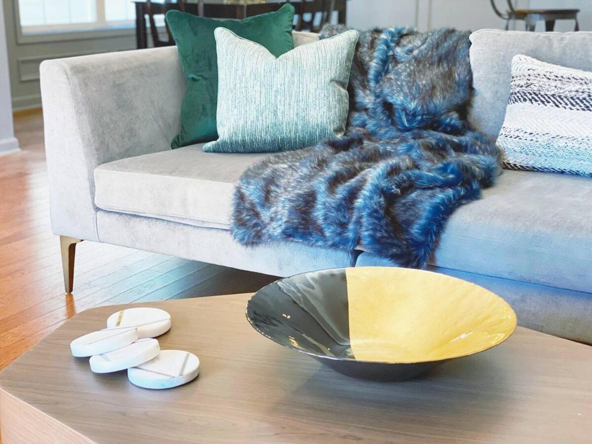 Two Cozy Homes Near Gwcc & Mercedes Benz - Sleeps 15 *