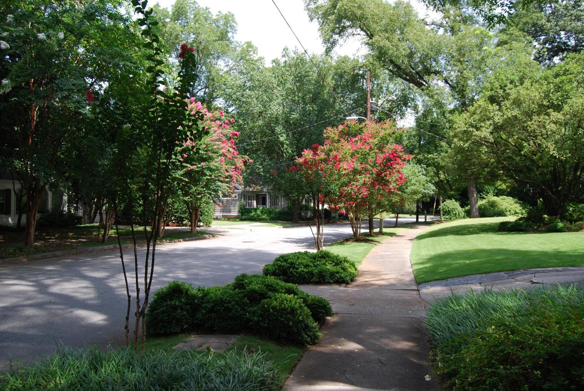 Holiday home Brookwood Courtyard By Bca Furnished Bcc1b 09 I