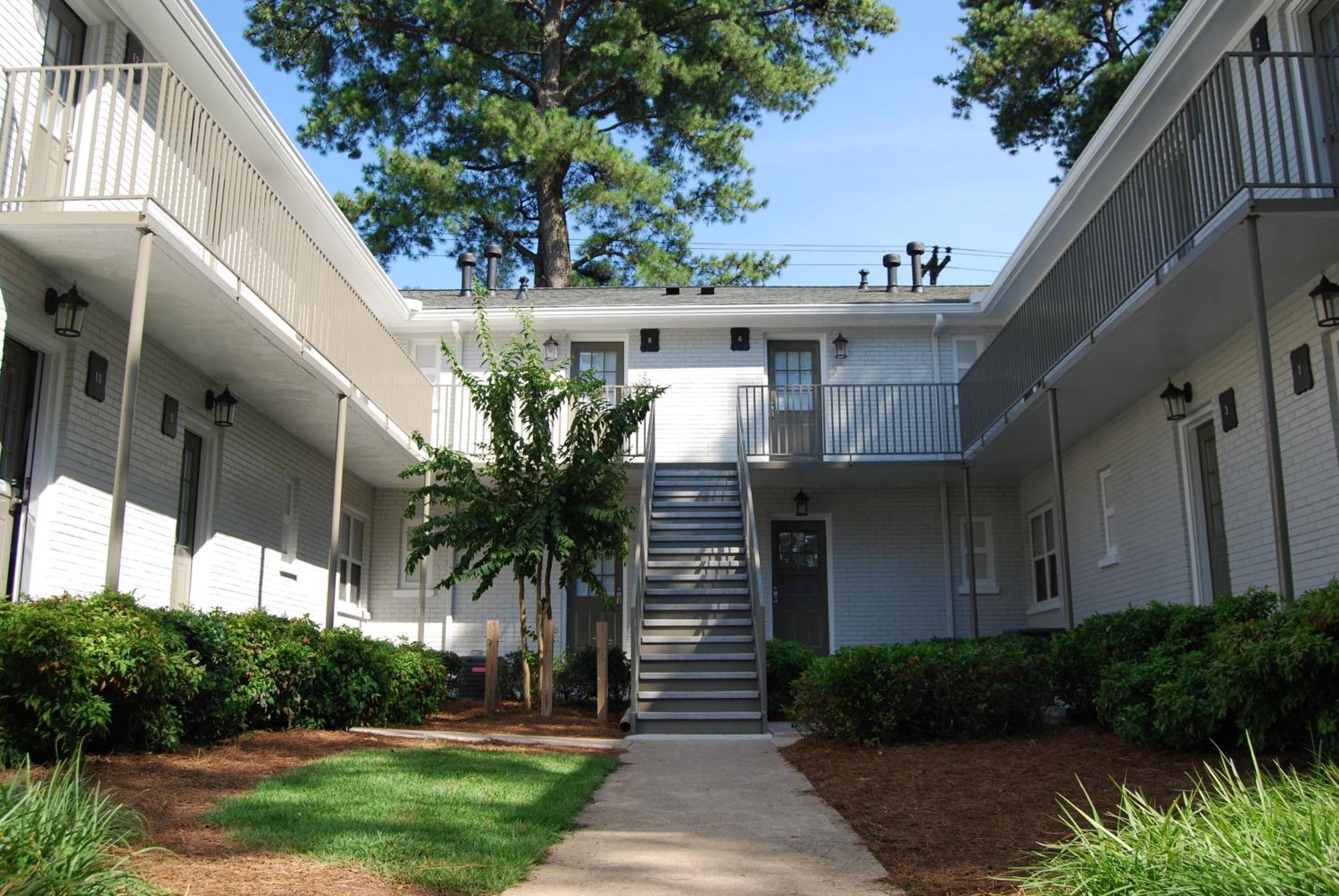 Brookwood Courtyard By Bca Furnished Bcc1b 07 G Holiday home