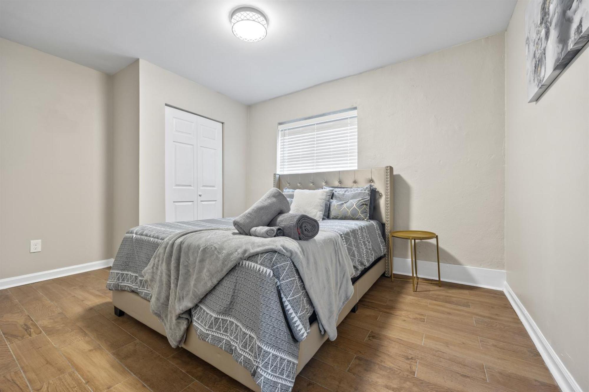 Cozy 2 Bedroom With Serene Ambiance Holiday home *