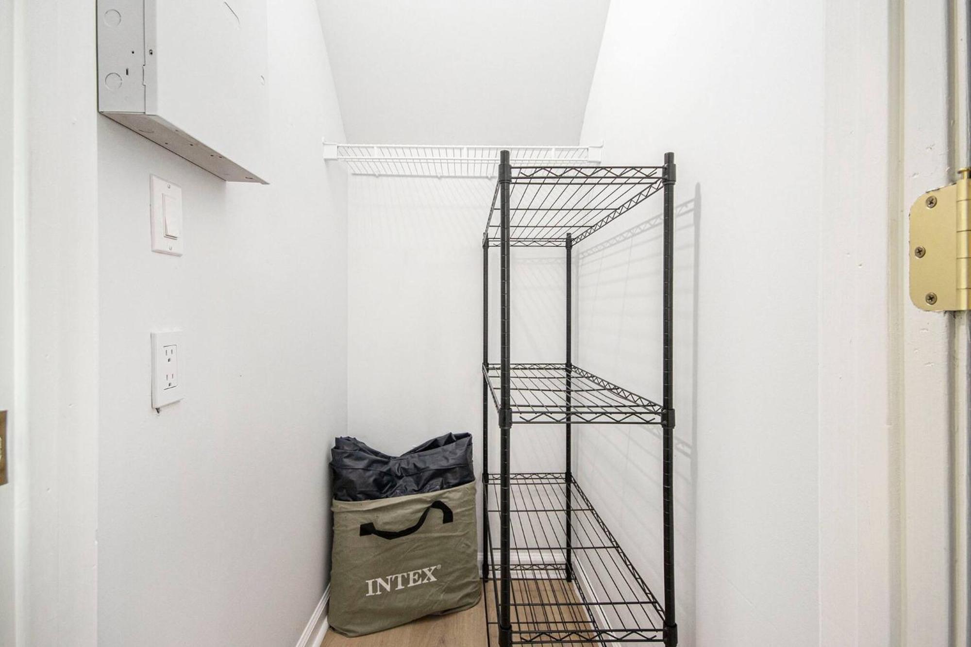 Holiday home Boho Luxury| Ev Charger| Fenced Yard | King Beds