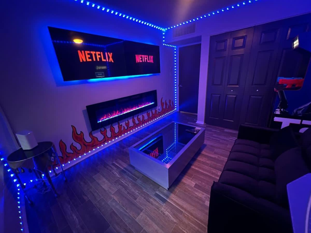 The Showtime Pad - Game - Pool Table - Fireplace * Atlanta