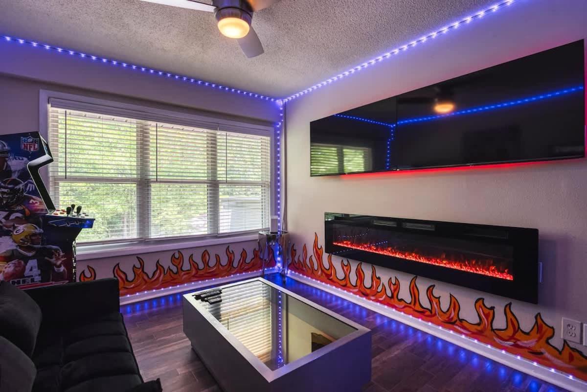 Apartment The Showtime Pad - Game - Pool Table - Fireplace