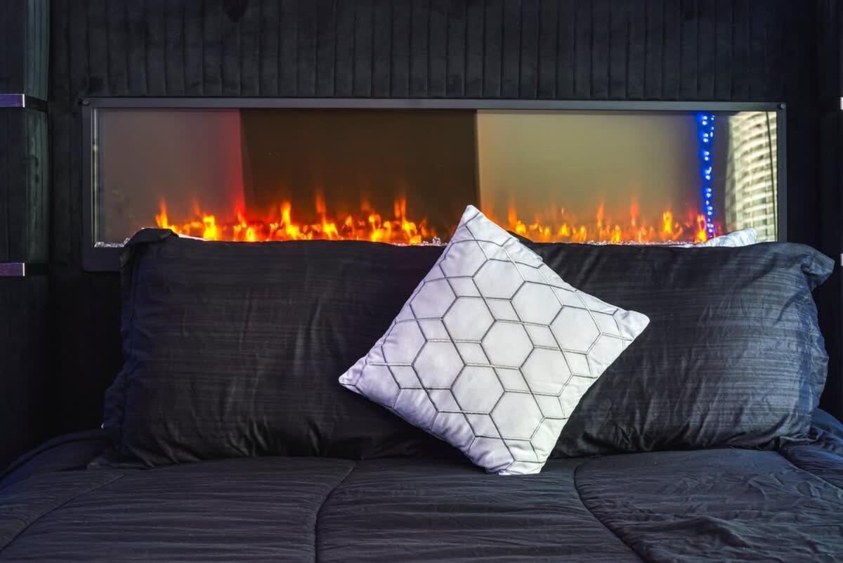 Apartment The Showtime Pad - Game - Pool Table - Fireplace