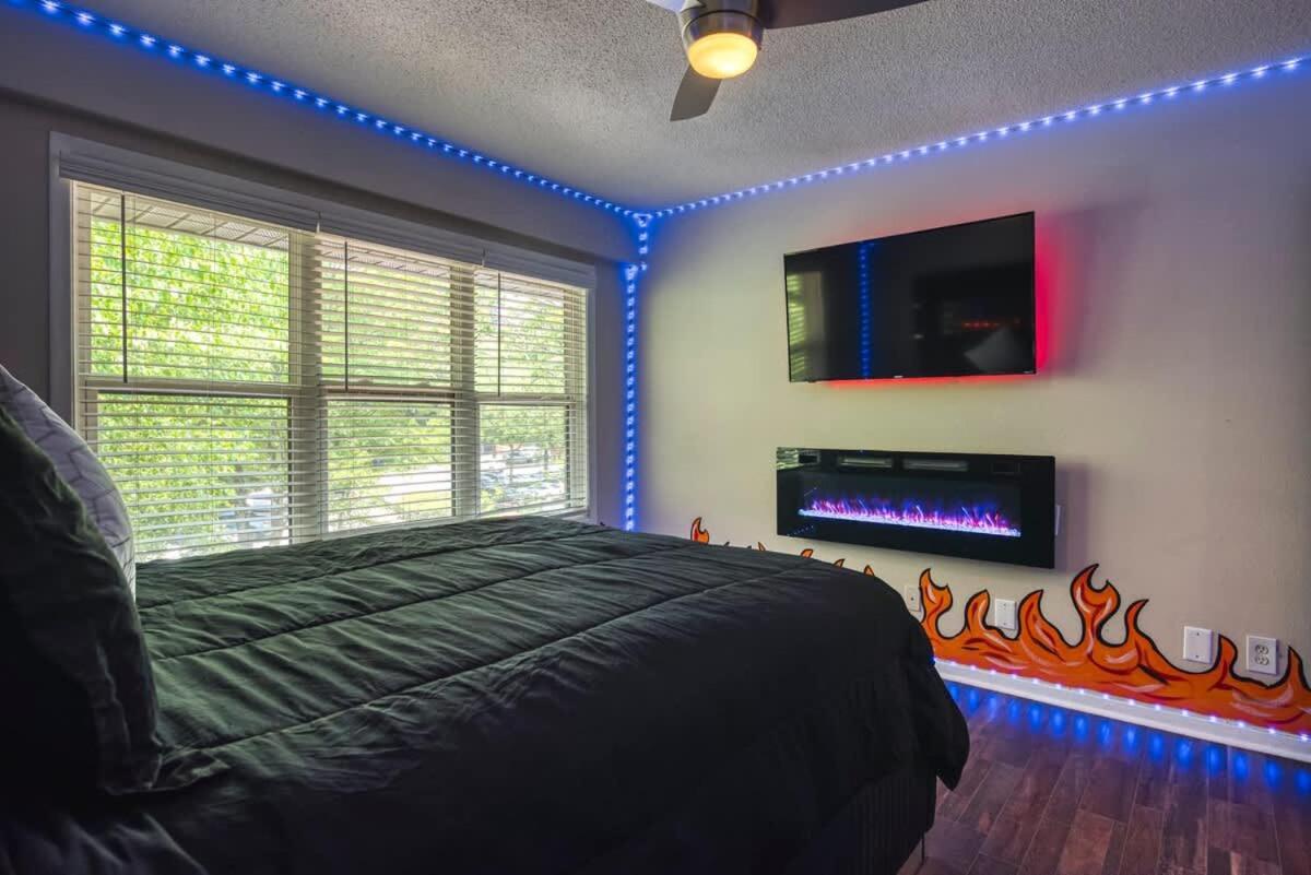 Apartment The Showtime Pad - Game - Pool Table - Fireplace