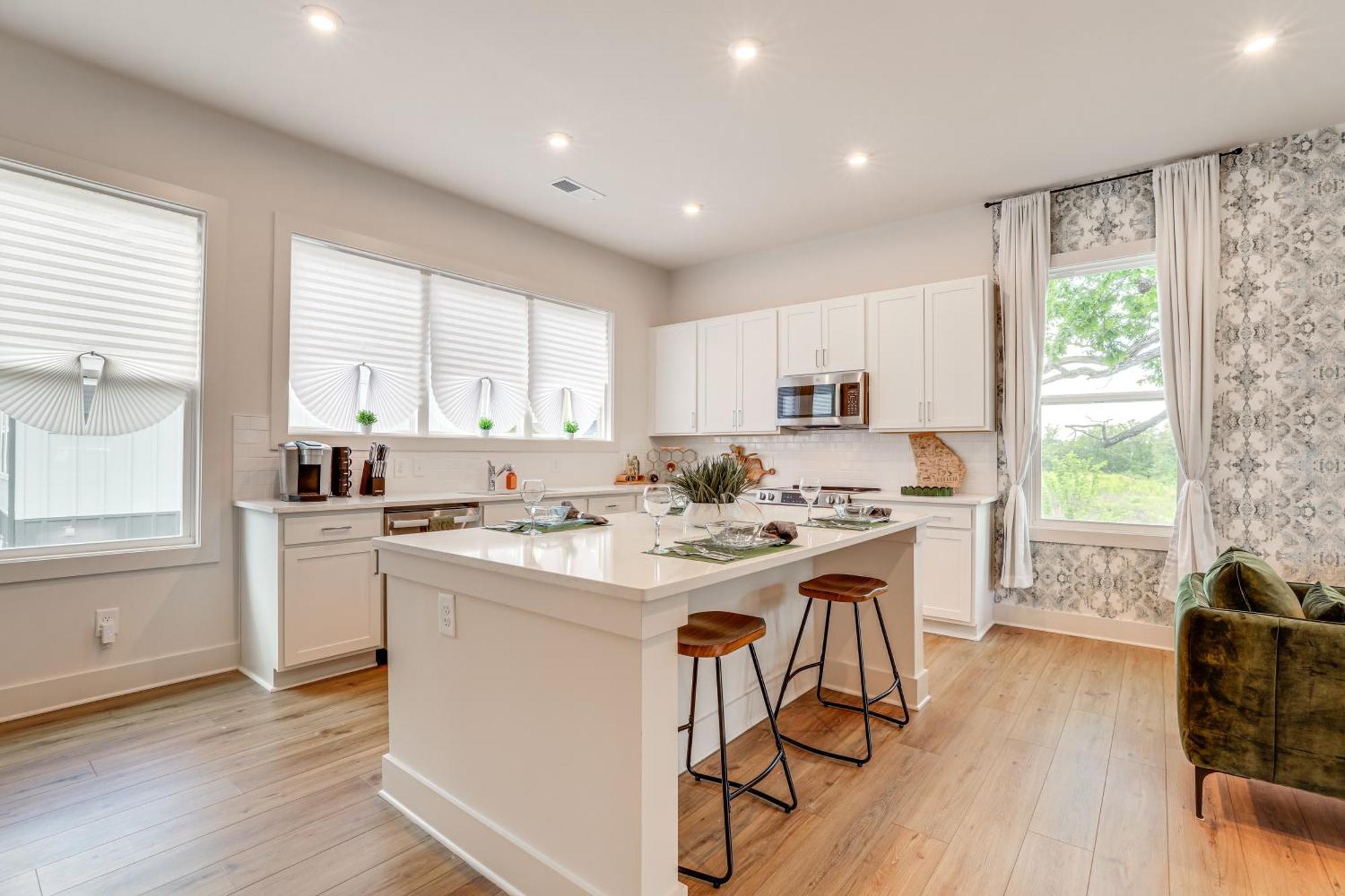 Townhome 1 Mi To Grant Park And Beltline!