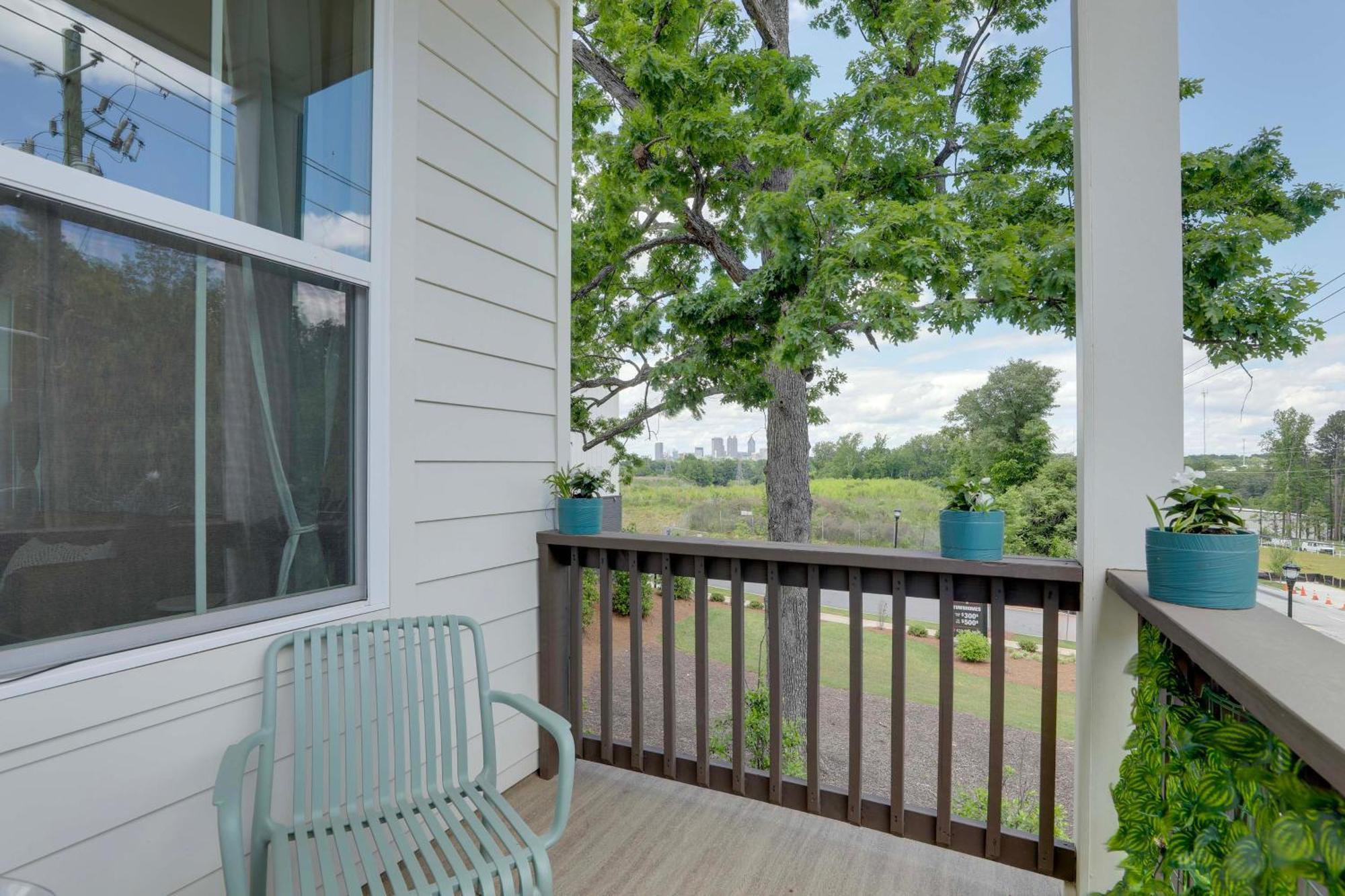 Townhome 1 Mi To Grant Park And Beltline! Holiday home *