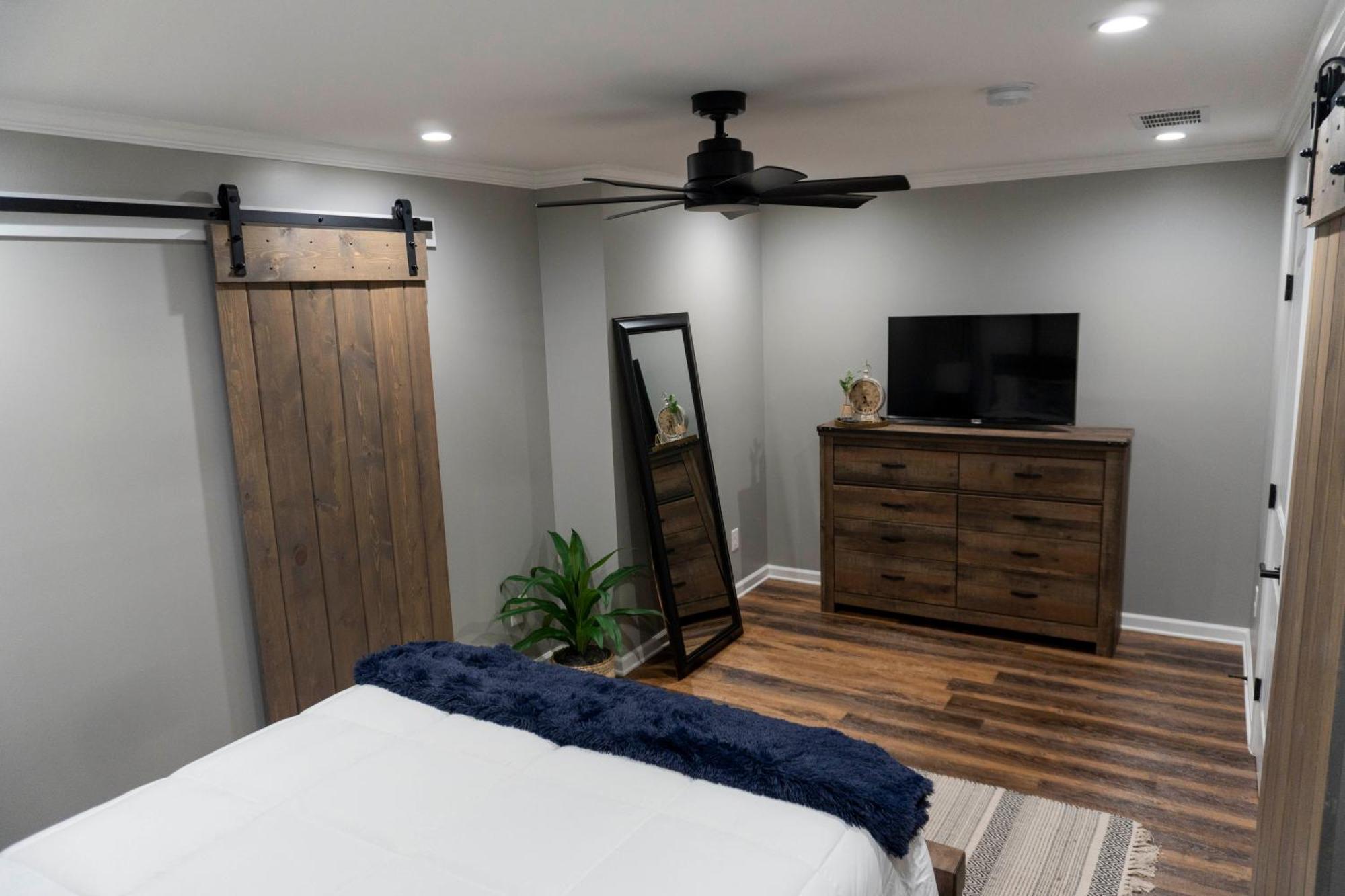 Holiday home A In The With A 5 Star Lush Backyard Atlanta