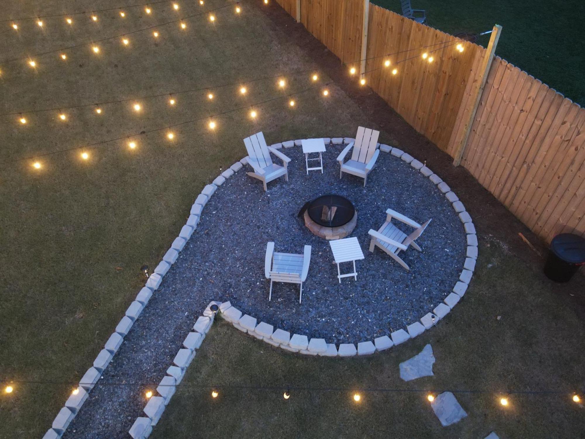 A In The With A 5 Star Lush Backyard Holiday home