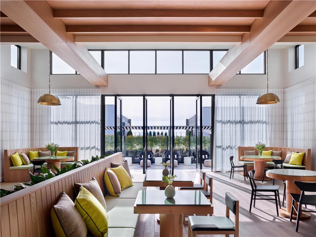 Hotel Sentral West Midtown At Star Metals