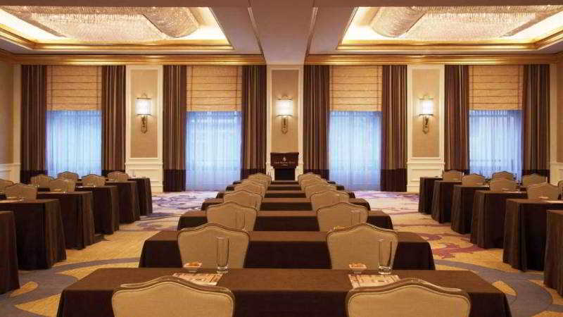 Four Seasons Hotel