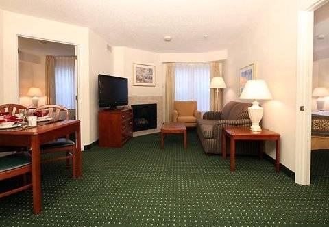Hotel Buckhead/lenox Park 3*